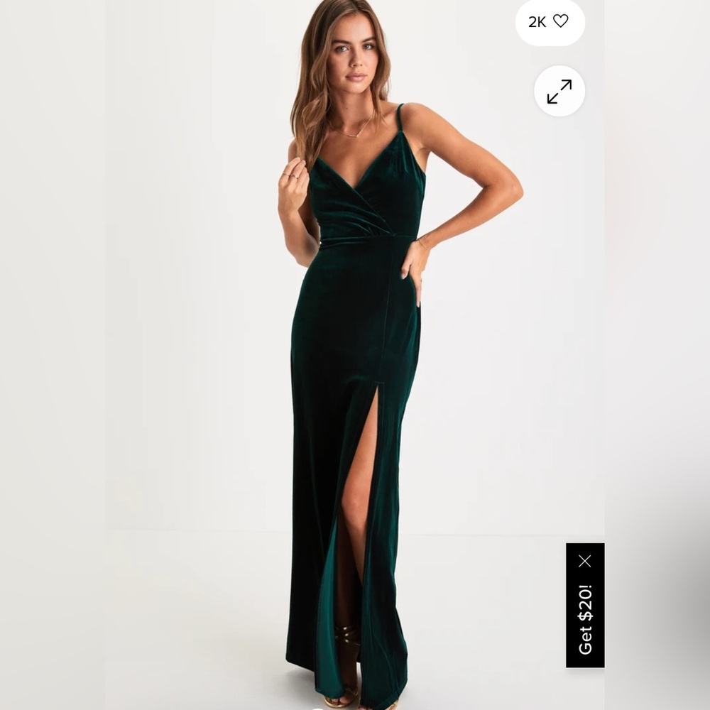 Lulu's Emerald Green Velvet Dress